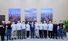 从用户中来，到研发中去，赛力斯张兴海与用户共话新豪华